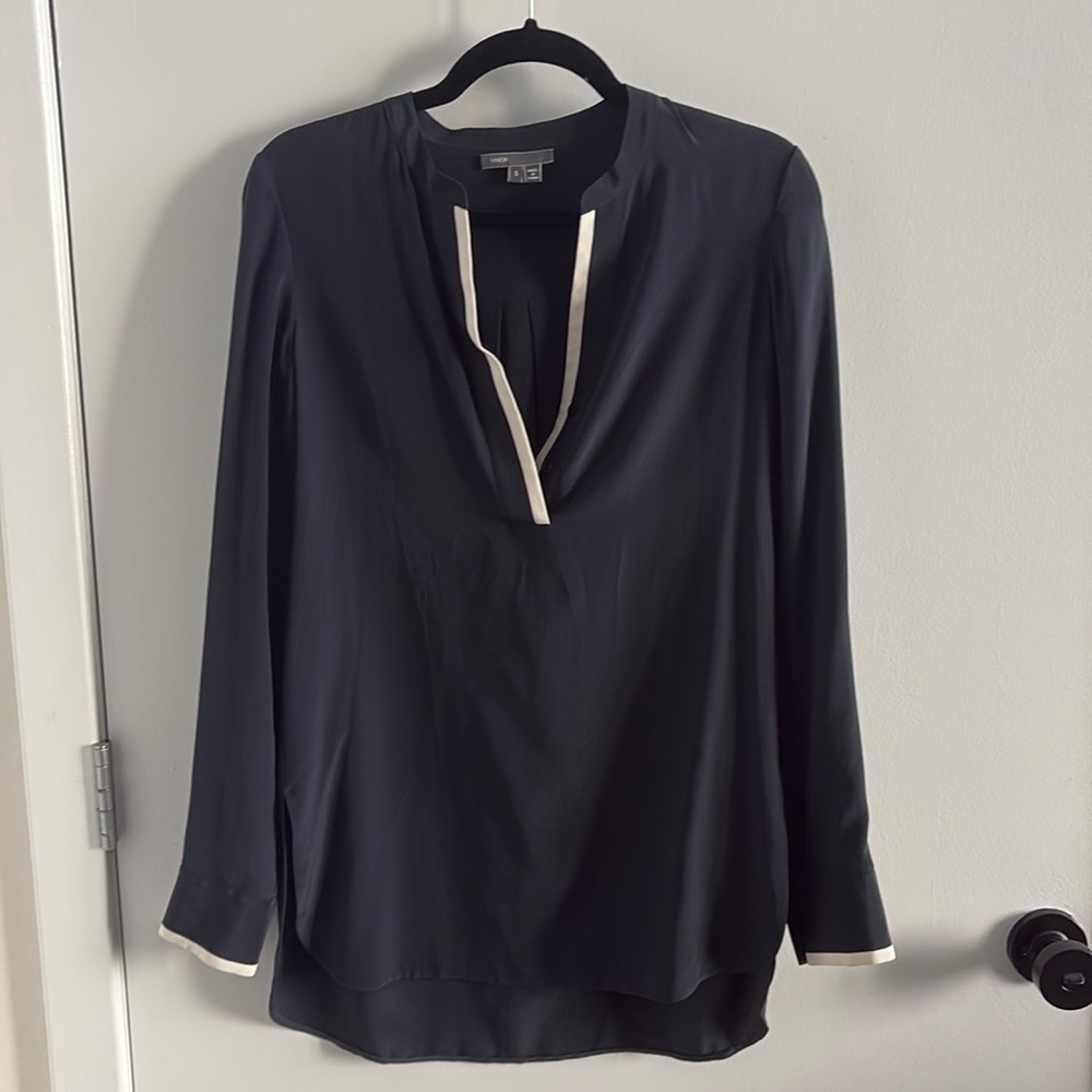 Vince. Blouse
